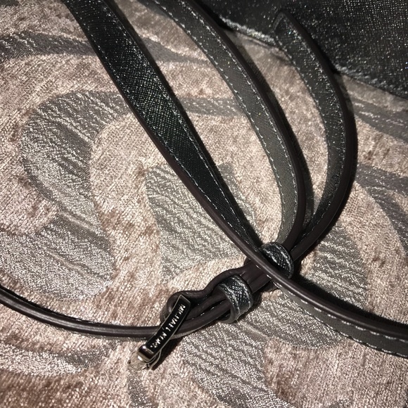 Michael Kors handbag - Picture 5 of 5